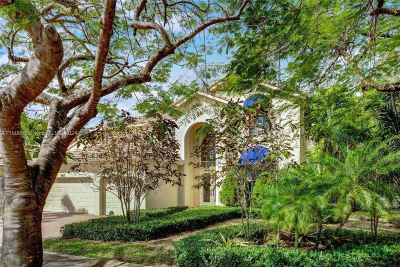 5 bedroom Single Family Residence at 7457 NW 51st Way, Country Woods, Coconut Creek — photo 2
