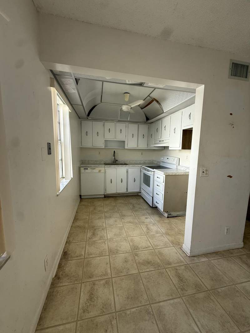 2 bedroom Condominium at 573 Flanders L, Kings Point Flanders Condos, Delray Beach — photo 4