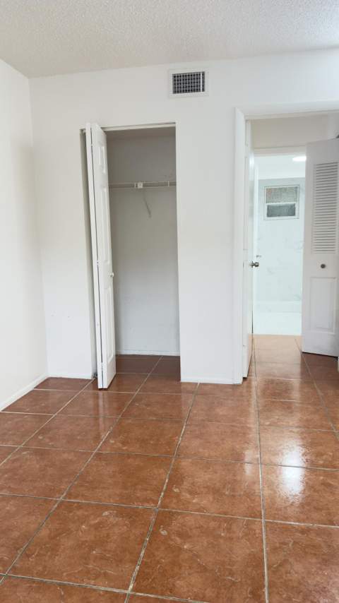 2700 Riverside Drive #106-B, Coral Springs FL - photo 14 of 26