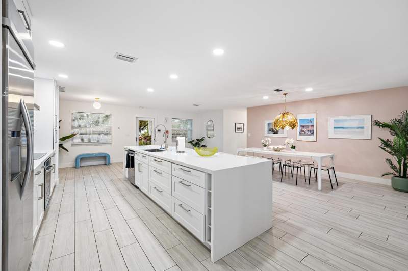 3 bedroom Single Family Residence at 570 N Dover Road, Jupiter In The Pines Sec B, Tequesta — photo 5