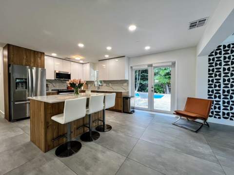 317 NW 26th Court, Wilton Manors FL - photo 6 of 54