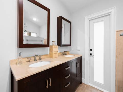 875 NW 83rd Drive, Coral Springs FL - photo 18 of 41
