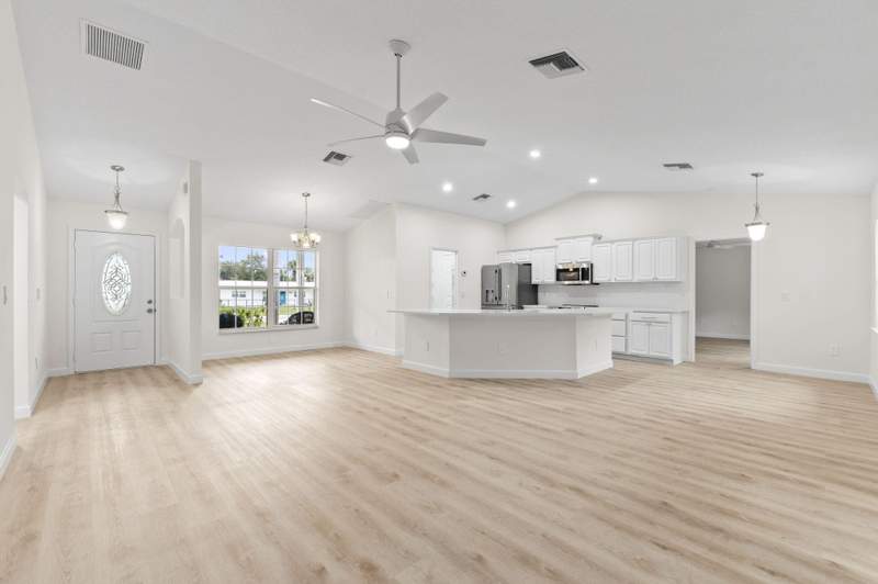 3 bedroom Single Family Residence at 7508 Paso Robles Boulevard, Lakewood Park Unit 7, Fort Pierce — photo 5