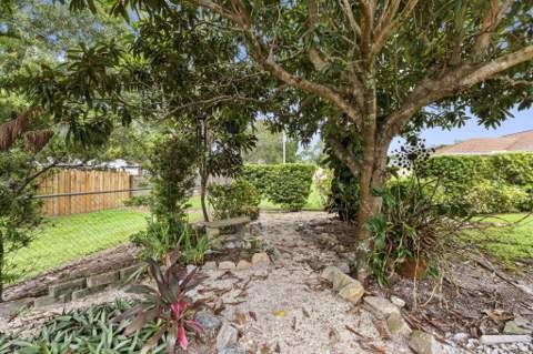 7508 Paso Robles Boulevard, Fort Pierce FL - photo 20 of 27