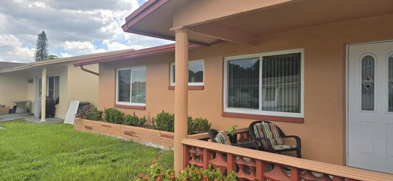 2 bedroom Single Family Residence at 5719 NW 64th Way, Mainlands Of Tamarac Lakes, Tamarac — photo 2