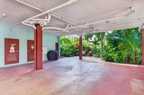 180 SE 20th Avenue #403, Deerfield Beach FL - photo 6 of 65