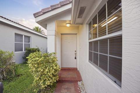 5231 NW 117th Avenue, Coral Springs FL - photo 7 of 37