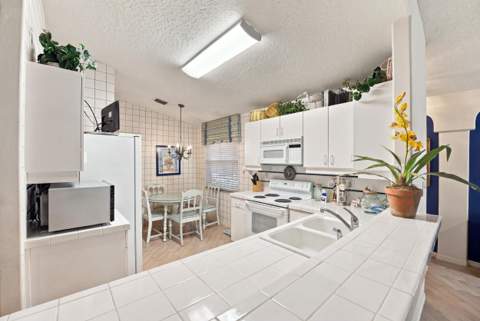 5231 NW 117th Avenue, Coral Springs FL - photo 22 of 37