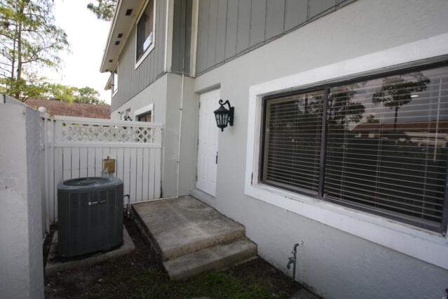 3 bedroom Townhouse at 1141 Goldenrod Road, Sugar Pond Manor Of Wellington, Wellington — photo 3
