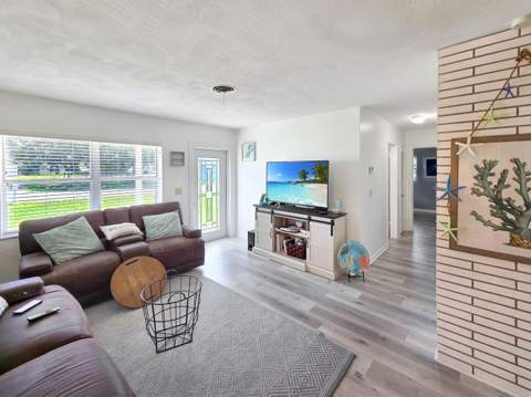 775 Lomas Street, Port St. Lucie FL - photo 8 of 21
