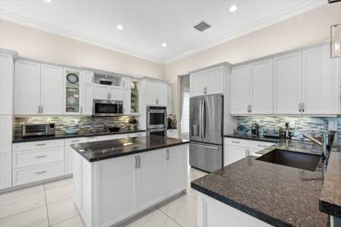 8200 Majestic Mountain Drive, Boynton Beach FL - photo 13 of 59
