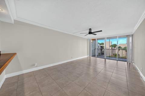 6 Royal Palm Way #307, Boca Raton FL - photo 15 of 54