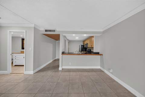 6 Royal Palm Way #307, Boca Raton FL - photo 19 of 54