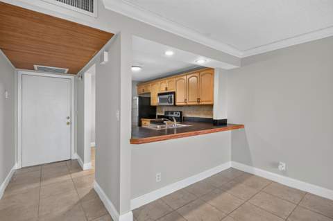 6 Royal Palm Way #307, Boca Raton FL - photo 20 of 54