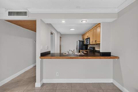 6 Royal Palm Way #307, Boca Raton FL - photo 21 of 54