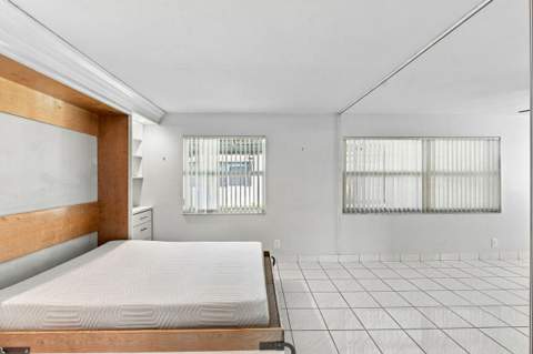 1003 SW 17th Street, Boynton Beach FL - photo 13 of 35