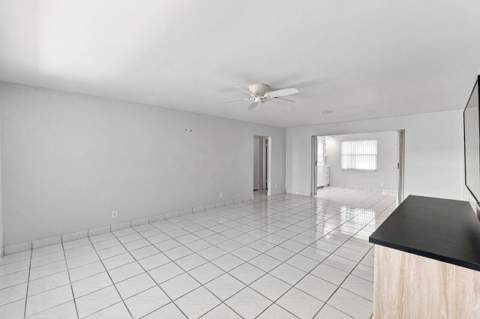 1003 SW 17th Street, Boynton Beach FL - photo 8 of 35