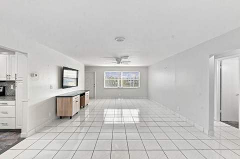 1003 SW 17th Street, Boynton Beach FL - photo 6 of 35