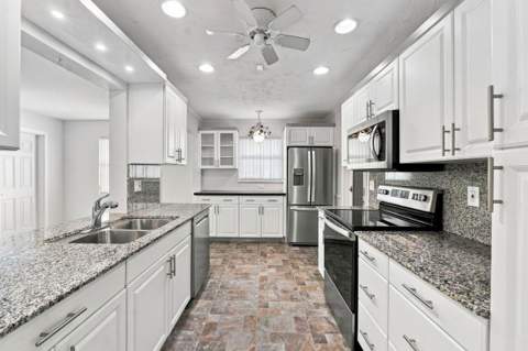 1003 SW 17th Street, Boynton Beach FL - photo 17 of 35