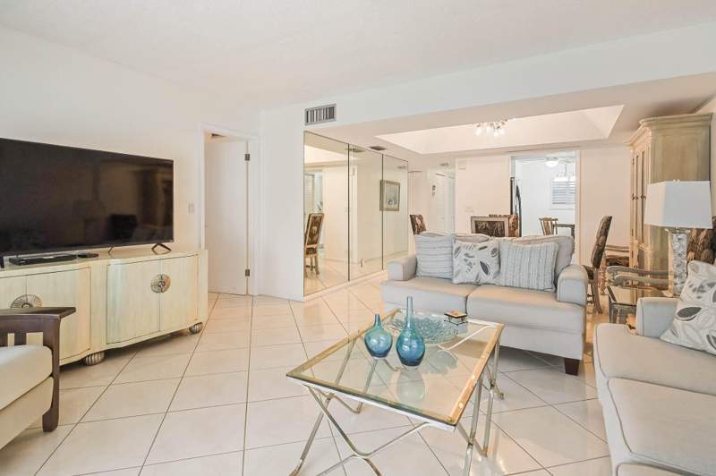 2 bedroom Condominium at 6850 10th Avenue #206, Carlisle At Poinciana Condo, Lake Worth — photo 5