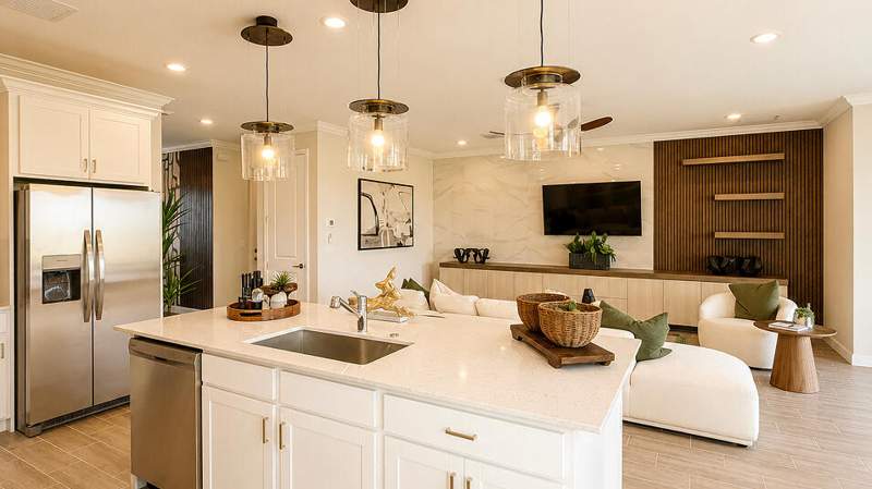 4 bedroom Single Family Residence at 6684 NW Heirloom Terrace, Glynlea Country Club, Port St. Lucie — photo 3