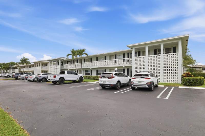 2 bedroom Condominium at 1011 Flame Vine Avenue #203, Pines Of Delray Condo, Delray Beach — photo 4