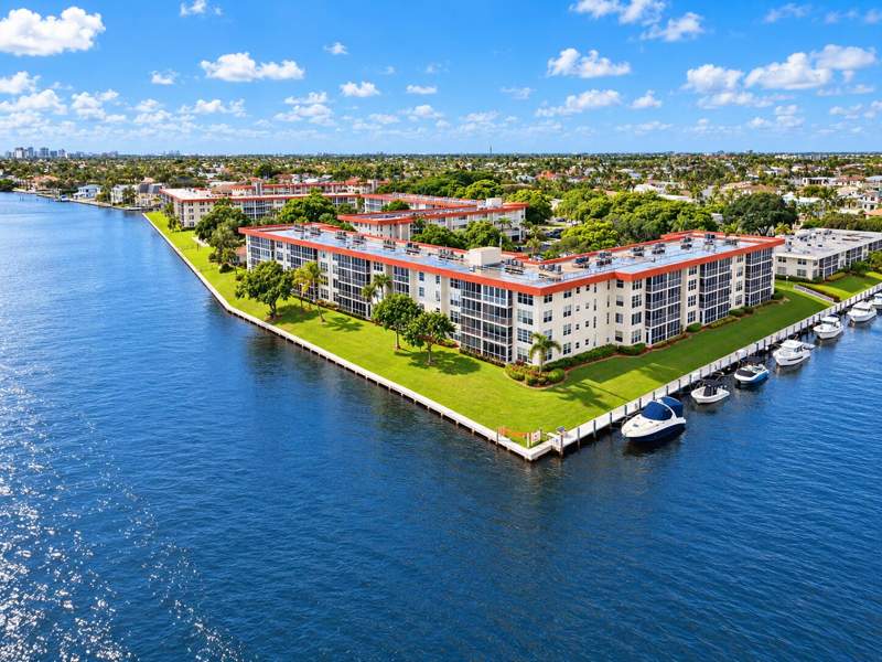 3 bedroom Condominium at 3180 NE 48th Court #309, Palm-Aire At Coral Key, Lighthouse Point — photo 4