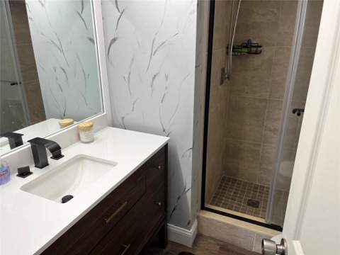9601 Sunrise Lakes Boulevard #309, Sunrise FL - photo 7 of 21