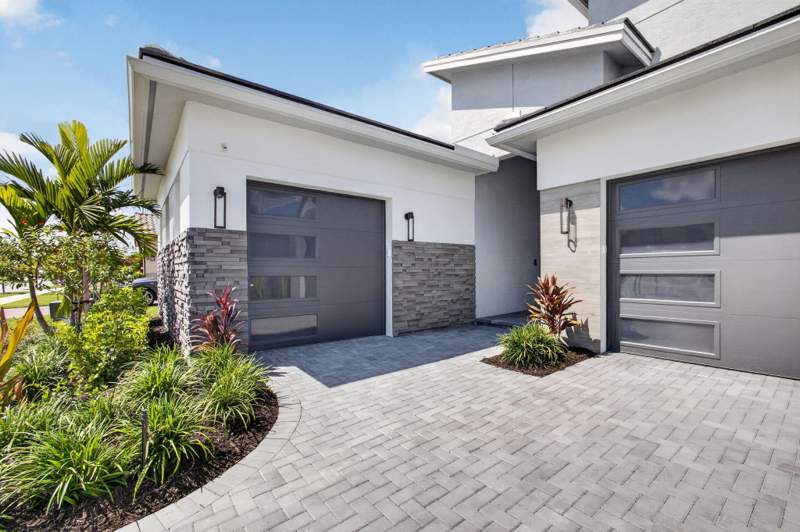 4 bedroom Single Family Residence at 9582 St. Germain Drive, Avenir / L'Ambiance at Avenir, Palm Beach Gardens — photo 2