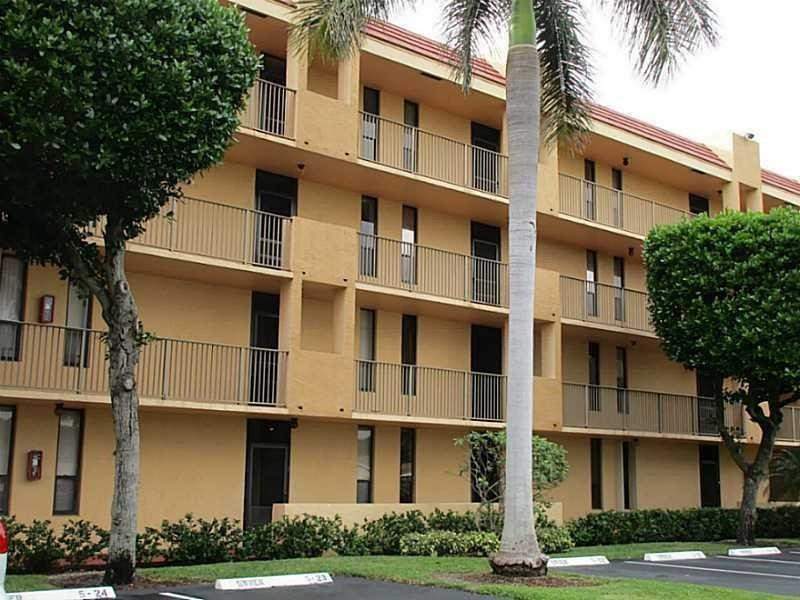 2 bedroom Condominium at 6010 Coral Lake Drive #110, Coral Gate V Condo, Margate — photo 2