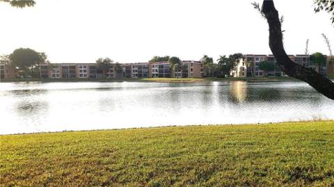 6010 Coral Lake Drive #110, Margate FL - photo 20 of 23