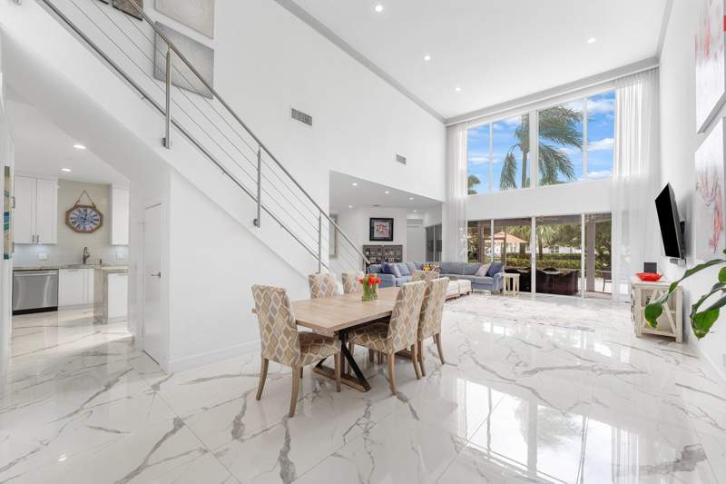 3 bedroom Single Family Residence at 5863 Waterford, Waterford, Boca Raton — photo 2