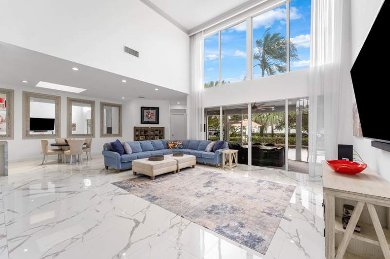 3 bedroom Single Family Residence at 5863 Waterford, Waterford, Boca Raton — photo 4
