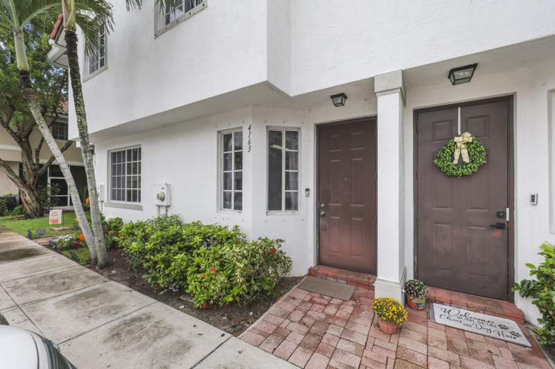 2 bedroom Townhouse at 4163 Napoli Lake Drive, Mediterranea, Riviera Beach — photo 2