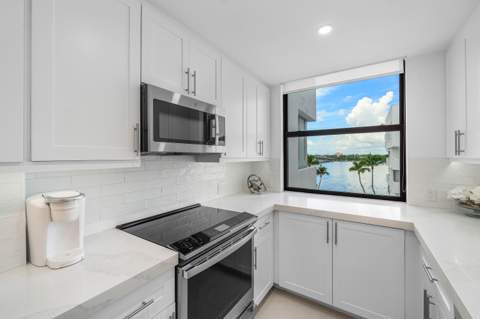2860 S Ocean Boulevard #Unit 512, Palm Beach FL - photo 6 of 38