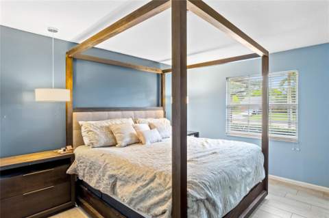 238 Bilbao Street, Royal Palm Beach FL - photo 13 of 36