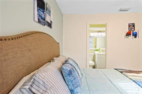 238 Bilbao Street, Royal Palm Beach FL - photo 17 of 36