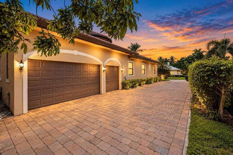 5 bedroom Single Family Residence at 4190 Gleneagles Drive, Pine Tree Golf Club, Boynton Beach — photo 3