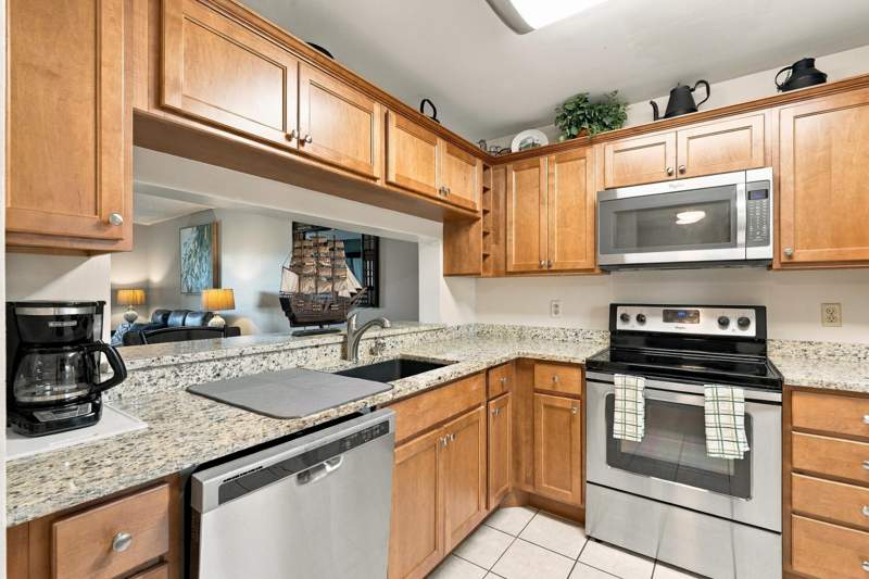 2 bedroom Condominium at 4542 Lucerne Lakes Boulevard #103, Lucerne Lakes Golf Colony, Lake Worth — photo 5