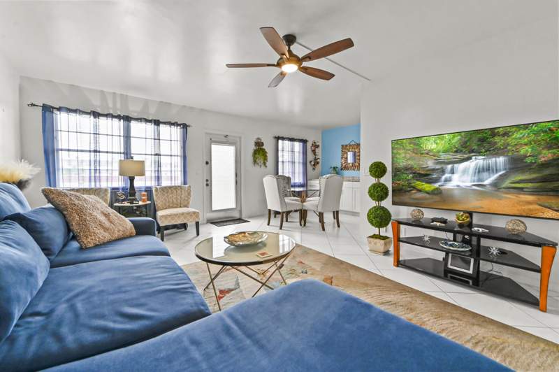 2 bedroom Condominium at 3026 Cornwall B, Cornwall, Boca Raton — photo 4