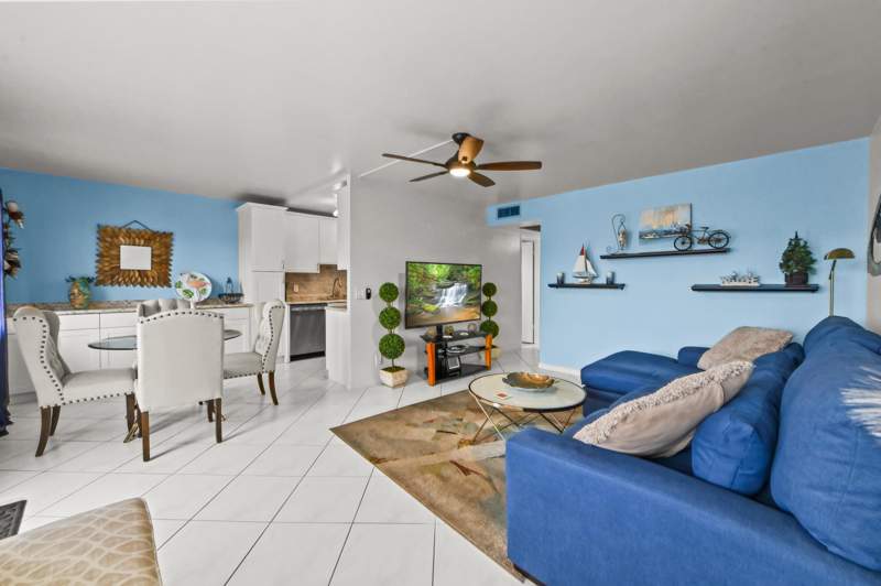 2 bedroom Condominium at 3026 Cornwall B, Cornwall, Boca Raton — photo 5