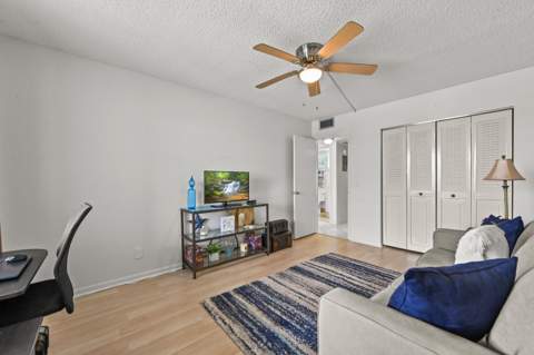 3026 Cornwall B, Boca Raton FL - photo 15 of 26