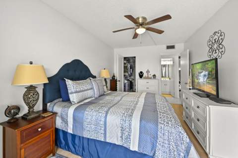 3026 Cornwall B, Boca Raton FL - photo 12 of 26