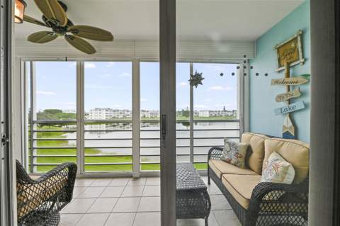 3026 Cornwall B, Boca Raton FL - photo 18 of 26