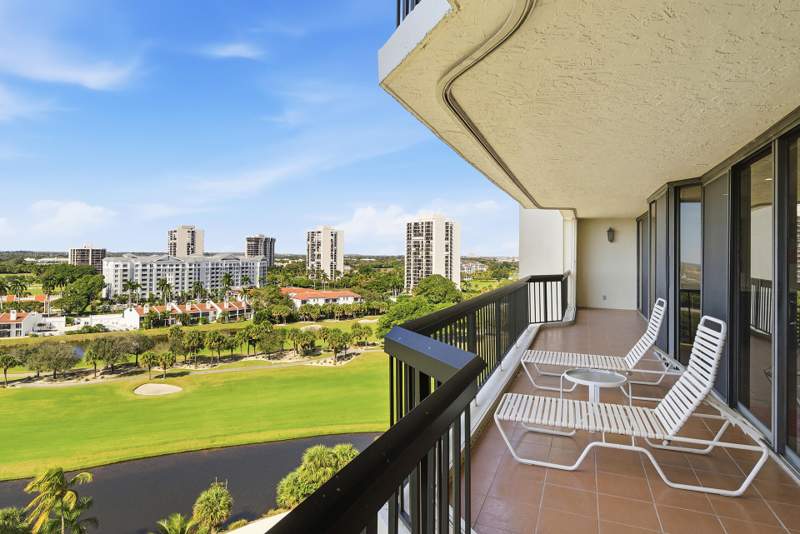 2 bedroom Condominium at 1900 Consulate Place #1005, Consulate Cond Decl Filed 5-9-80, West Palm Beach — photo 2