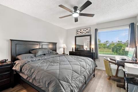4542 Lucerne Lakes Boulevard #103, Lake Worth FL - photo 13 of 25