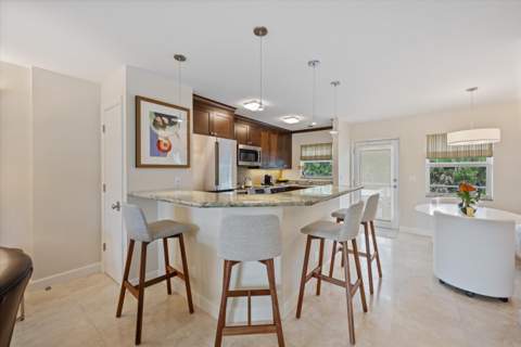 139 Sunrise Avenue #205, Palm Beach FL - photo 13 of 31