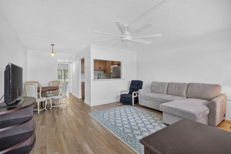1 bedroom Condominium at 332 Northampton Q, Northampton Condos, West Palm Beach — photo 3