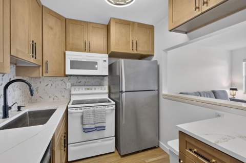 332 Northampton Q, West Palm Beach FL - photo 8 of 38