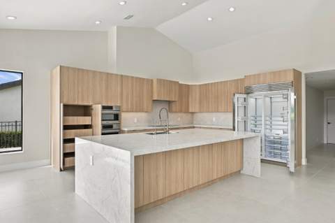 10941 Boca Woods Lane, Boca Raton FL - photo 15 of 48